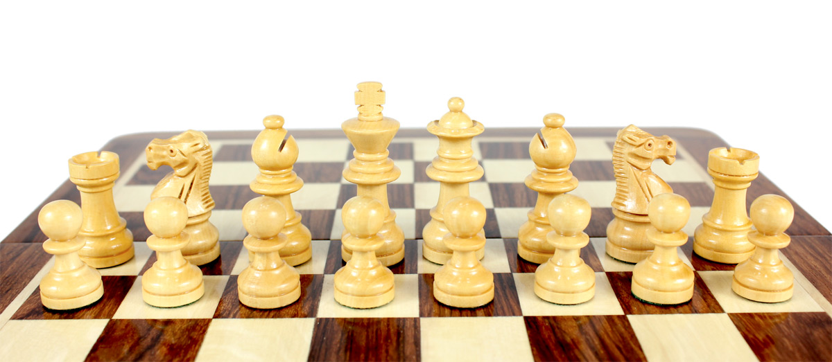Boxwood Chess Pieces